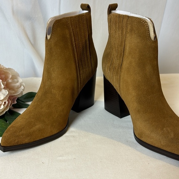 Marc Fisher Maree Brown Suede Leather Block Heel Pointed Toe Bootie Sz 8.5 NEW - Picture 3 of 8